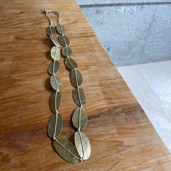 Long necklace - Picture 1 of 5